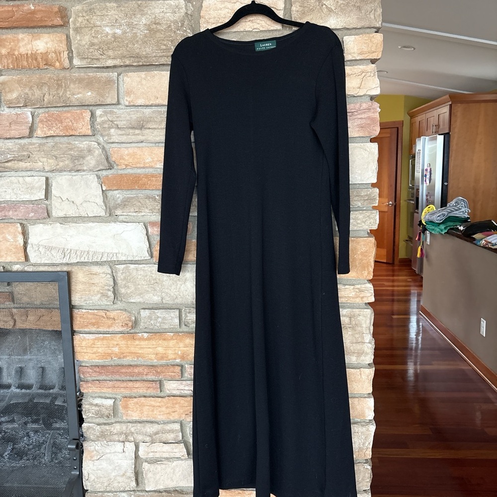 Elegant Black Long Sleeve Dress